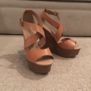 Chinese Laundry Wedges